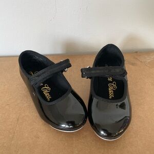Dance Class Black Patent Tap Dance Shoes Toddler Size 8